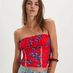 Free People Vibrant Red & Blue Floral Women's Ruched Detailed Tube Top